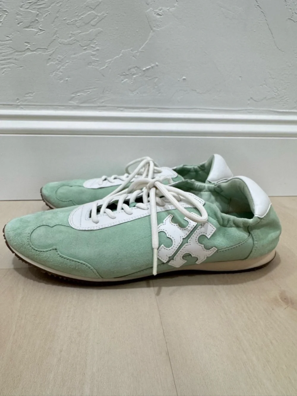 Tory Burch Mint Green White Suede Leather Logo Sneakers Women's 9.5